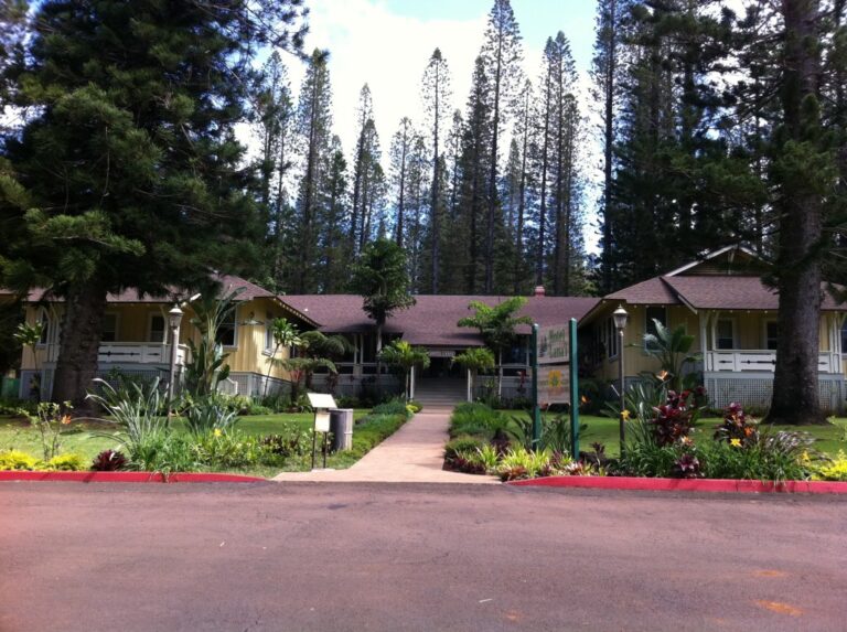 Hotel Lanai – Affordable Hawaii Lodging