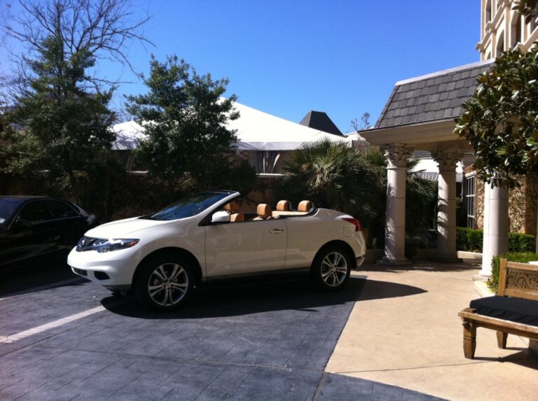 Nissan Murano CrossCabriolet – The Road Trip Convertible